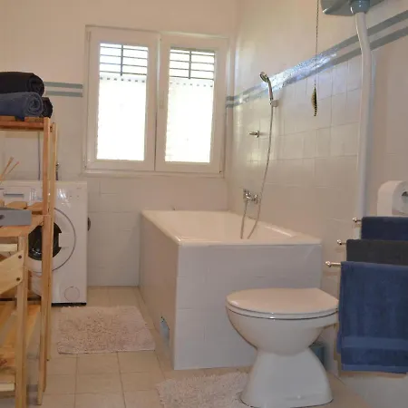 Spacious Sea-front In With Sea View Molat