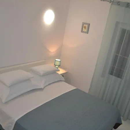 Apartment Spacious Sea-front In With Sea View